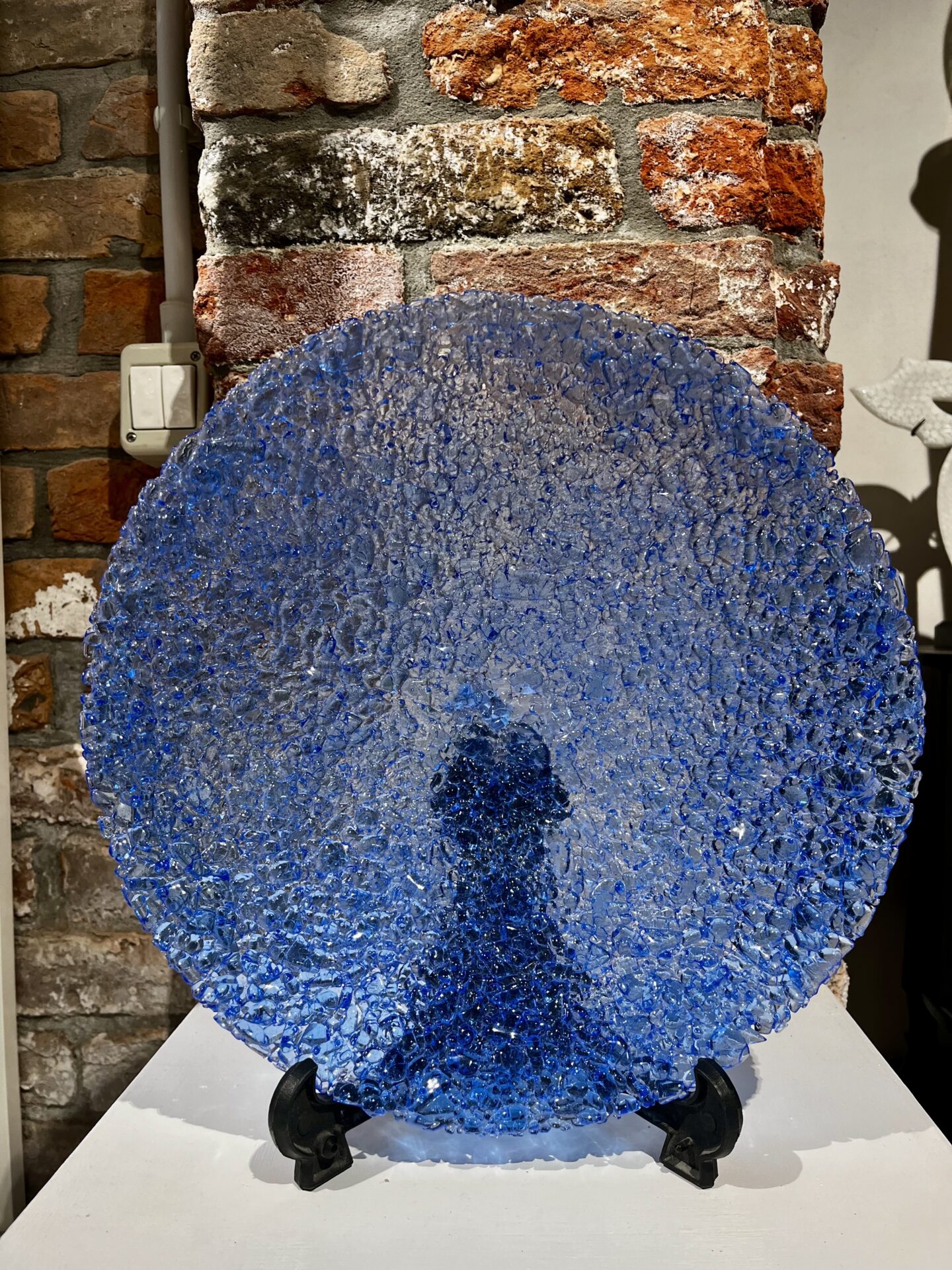 Light blue granules Efesto plate